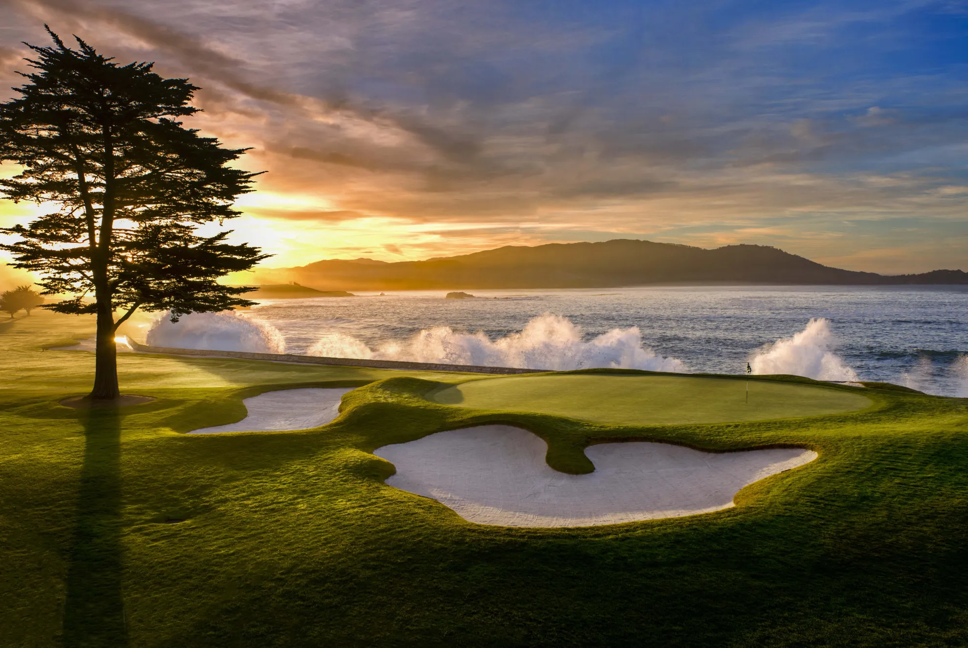 Sunrise Waves By Bart Keagy